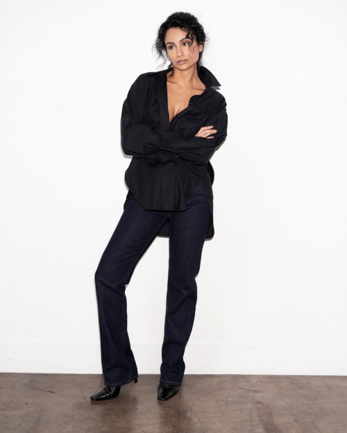 Nazanin Mandi – Instagram Photos, October 2025 3