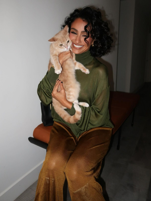 Nazanin Mandi Instagram Photos, October 2025 3