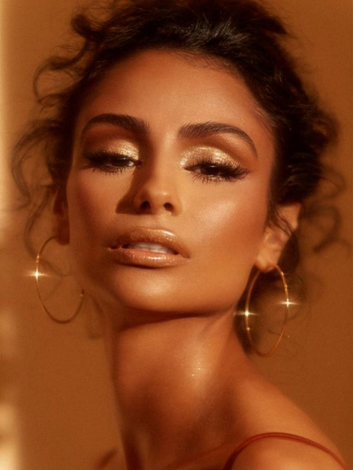 Nazanin Mandi Instagram Photos, October 2025 7