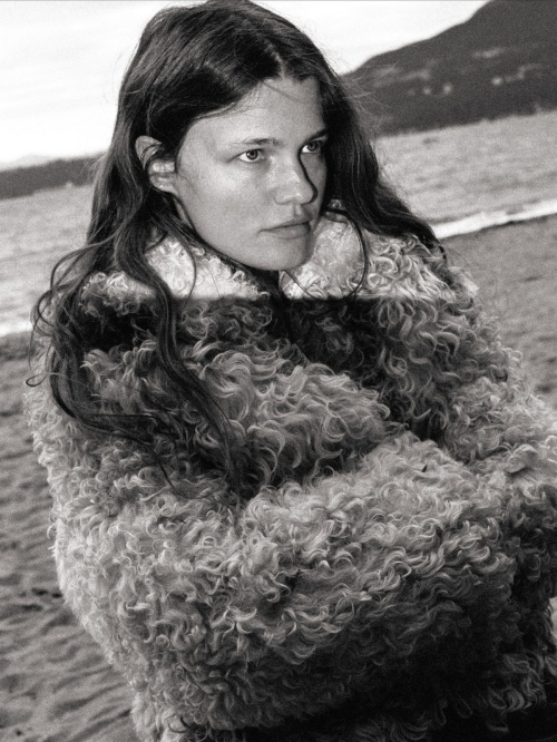 Olga Obumova at photoshoot, October 2025 6
