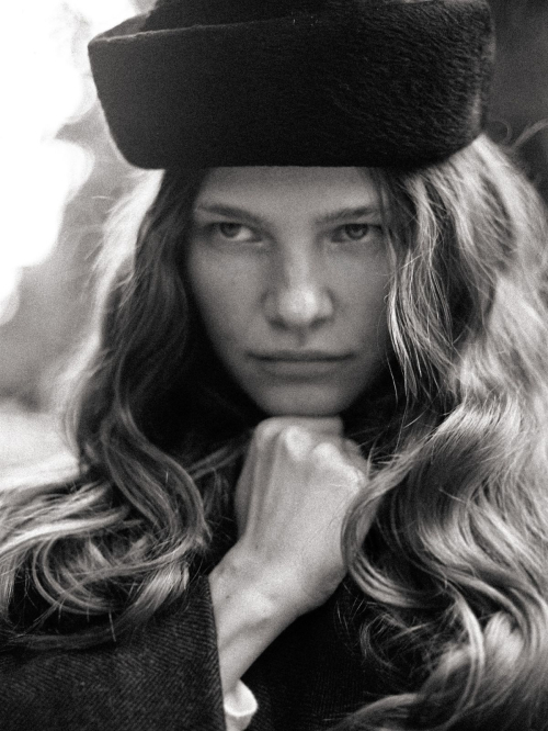 Olga Obumova at photoshoot, October 2025 7
