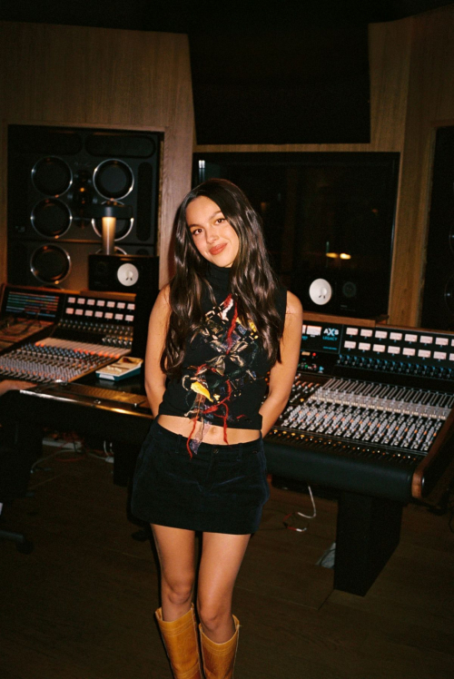 Olivia Rodrigo for American Express, October 2025 2