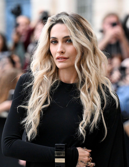 Paris Jackson Arrives at Tom Ford Fashion Show Paris, October 2025 1