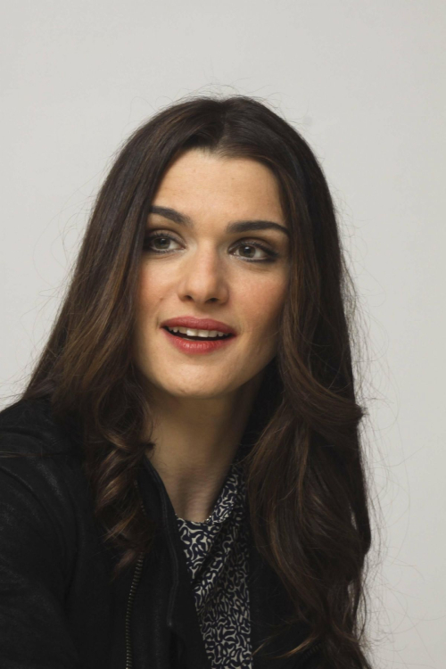 Rachel Weisz – The Lovely Bones Press Conference Portraits, December 2009 2