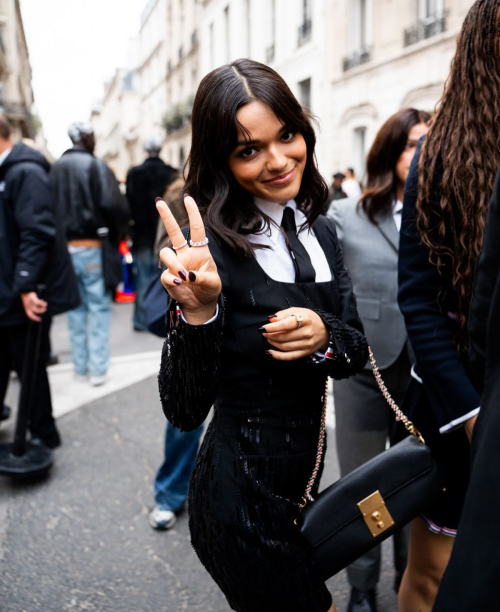 Rachel Zegler Instagram Photos and Video, October 2025 8