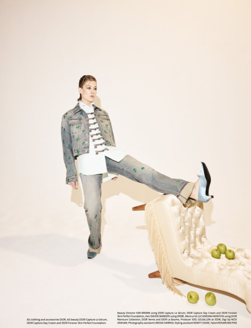 Rosamund Pike for Glass Magazine Autumn 2025 1