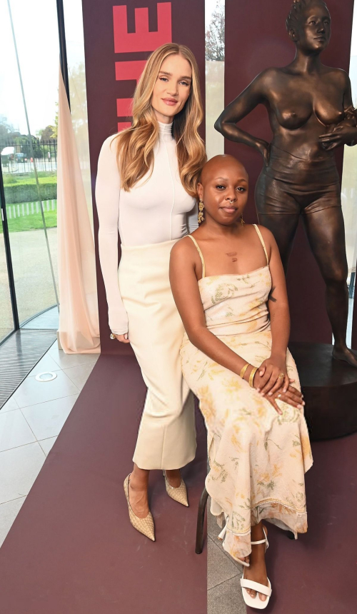 Rosie Huntington-Whiteley at Mother Verite Statue London, October 2025 1