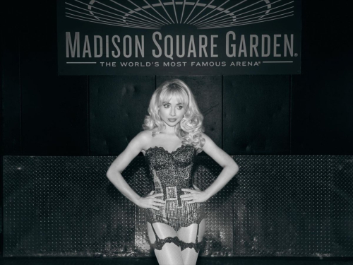 Sabrina Carpenter at a Photoshoot, October 2025 8