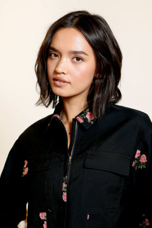 Sophia Hammons at Giambattista Valli Fashion Show Paris Fashion Week, October 2025 4