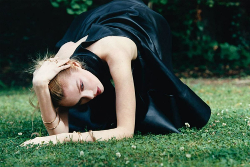Stella Maxwell for CR Fashion Book, October 2025 8
