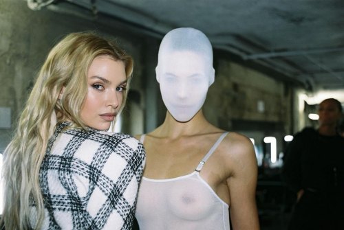 Stella Maxwell Instagram Photos, October 2025 1