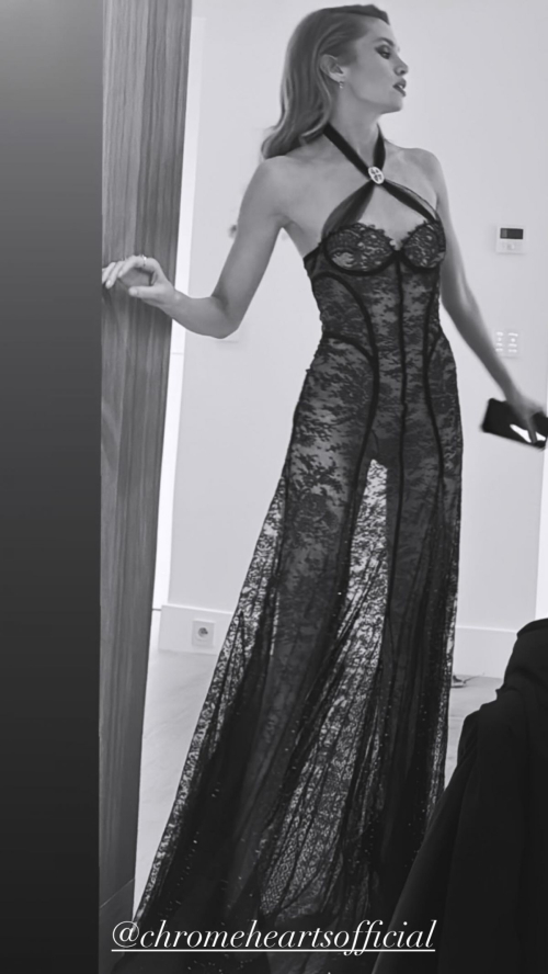 Stella Maxwell Instagram Photos, October 2025 7