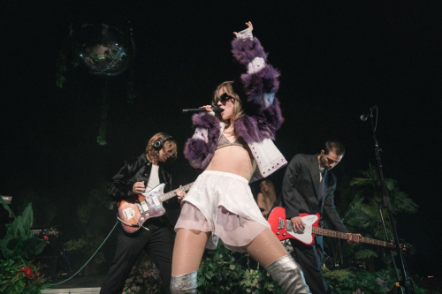 Suki Waterhouse in Concert, December 2024 2