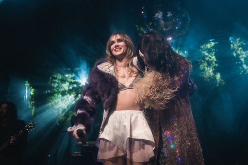 Suki Waterhouse Performs at Winston House 1