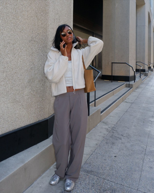 Sydney J Harper chic Instagram photos, October 2025 3