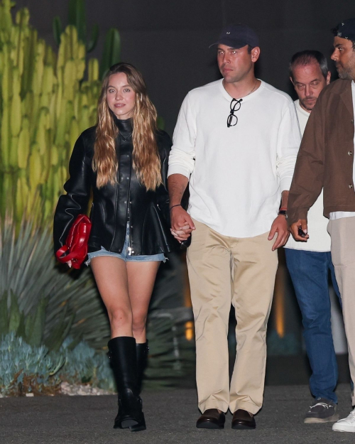 Sydney Sweeney Leaves Art Gallery Before Dinner Los Angeles, September 2025