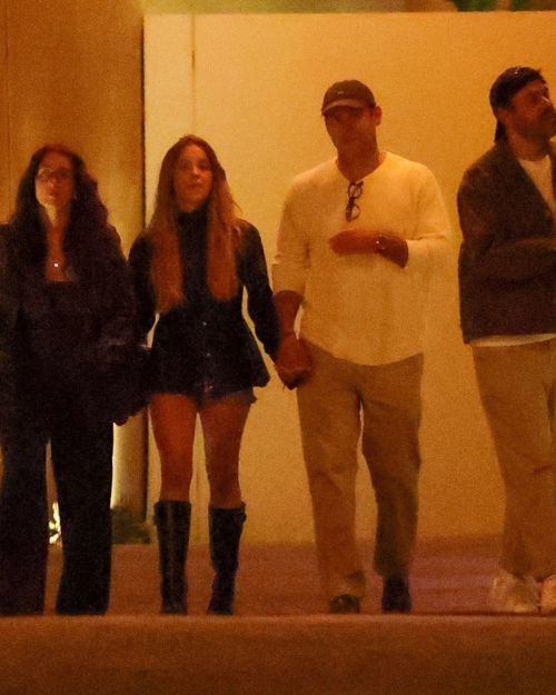 Sydney Sweeney Leaves Art Gallery Before Dinner Los Angeles, September 2025 3