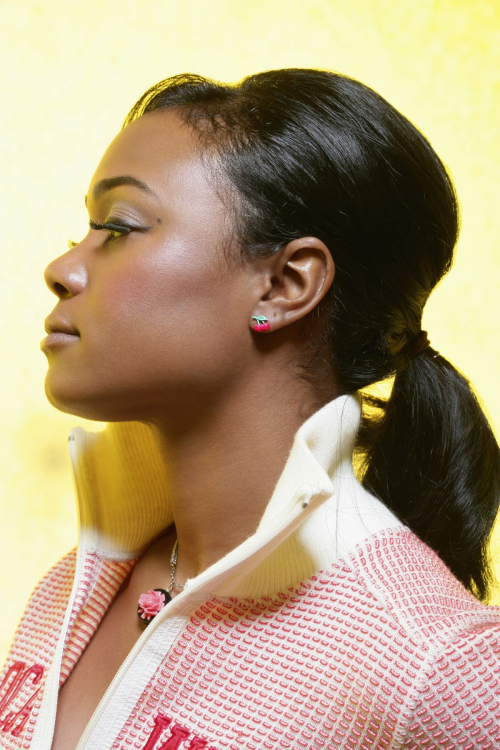 Tatyana Ali for The Source, December 2005 1