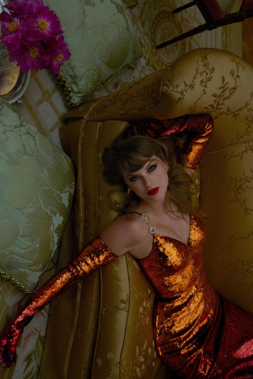 Taylor Swift – The Life of a Showgirl Photoshoot, 2025 4