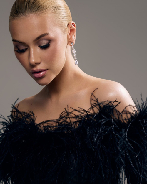 Viktoria Apanasenko Instagram Photos, October 2025 1
