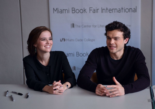 Zoey Deutch at Miami Book Fair International 4