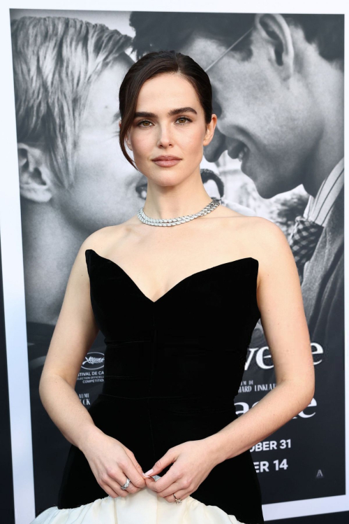 Zoey Deutch at Nouvelle Vague premiere, October 2025 2