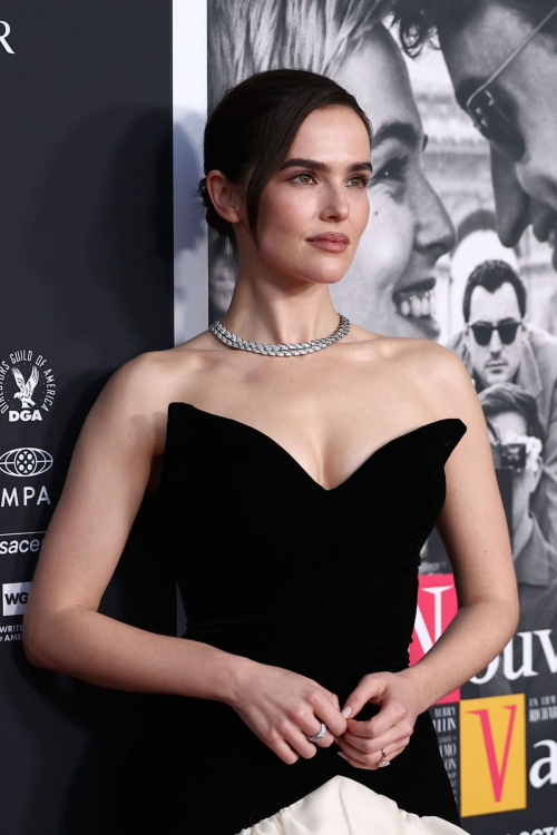 Zoey Deutch at Nouvelle Vague premiere, October 2025 4