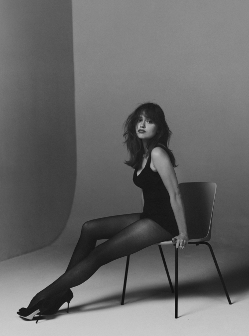 Aimee Ou Wood for Harper’s Bazaar UK, December 2025 8