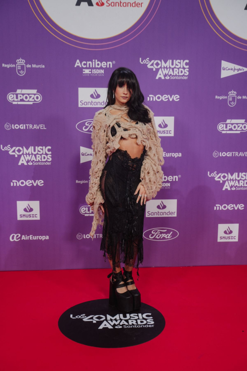 Aitana at LOS40 Music Awards Santander in Valencia, Nov 2025 2