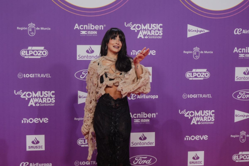 Aitana at LOS40 Music Awards Santander in Valencia, Nov 2025 4
