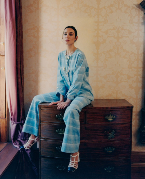 Alexa Chung for Vogue Magazine Czechoslovakia, December 2025 12