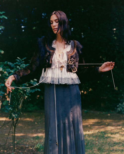 Alexa Chung for Vogue Magazine Czechoslovakia, December 2025 14