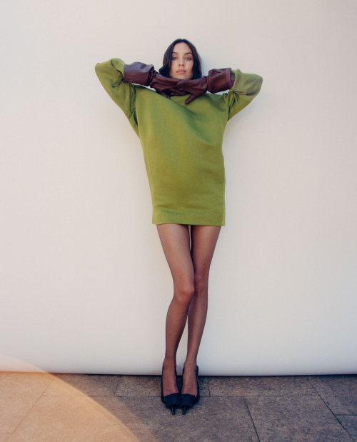 Alexa Chung for Vogue Magazine Czechoslovakia, December 2025 4