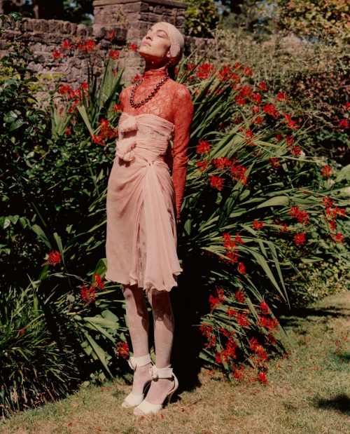 Alexa Chung for Vogue Magazine Czechoslovakia, December 2025 7