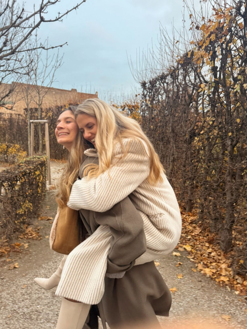 Alica Schmidt Instagram Photos, November 2025 2