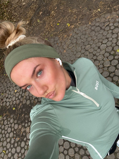 Alica Schmidt Instagram Photos, November 2025 4