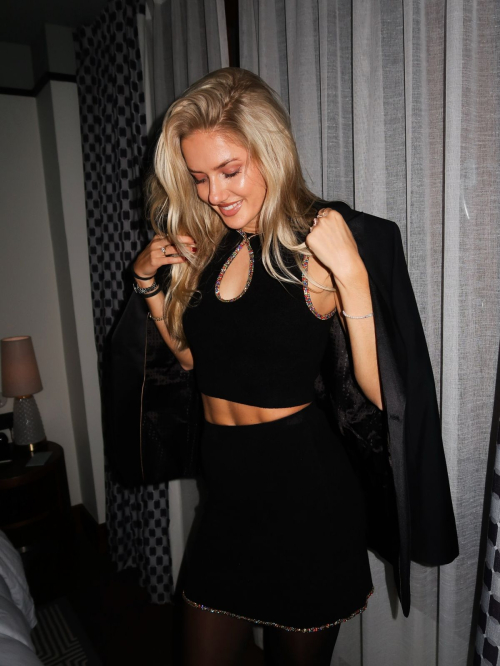 Alica Schmidt Instagram Photos, November 2025 5