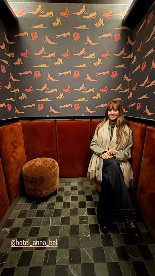 Alison Brie Instagram Photos, November 2025 4