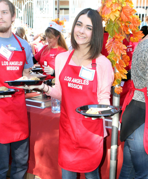 Allison Paige Thanksgiving Dinner LA Mission, November 2013