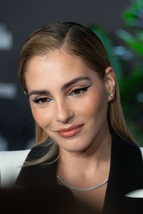 Andrea Duro at Camino a Arcadia Premiere in Madrid, November 2025 6