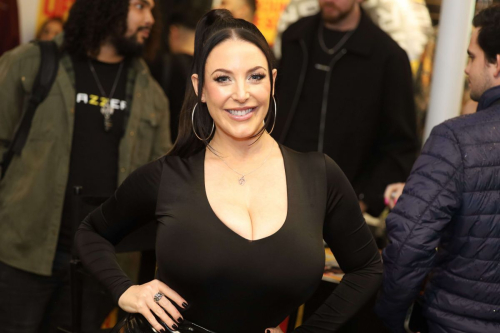 Angela White Brazzers Pop-up Gift Shop New York, November 2025 3