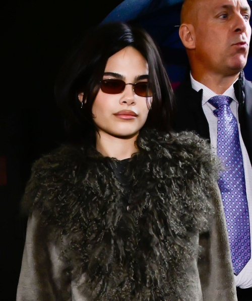 Ariana Greenblatt Leaves CBS Studios in New York City, Nov 2025 1