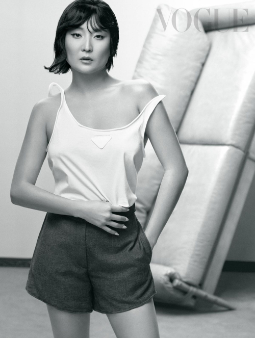 Ashley Park for Vogue Magazine, November 2025 7