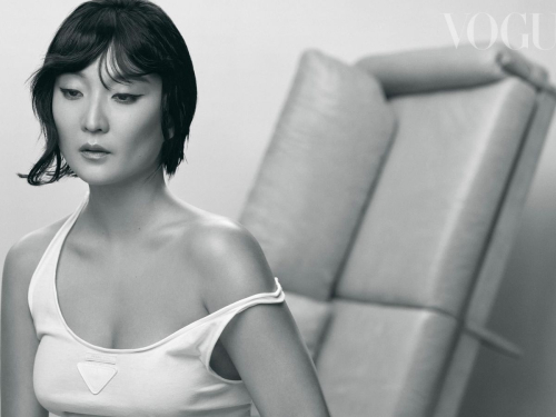 Ashley Park for Vogue Magazine, November 2025 8