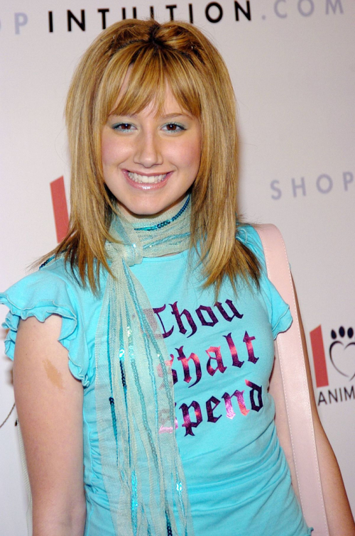 Ashley Tisdale at US Weekly Holiday Shopping Party, Nov 2004 3