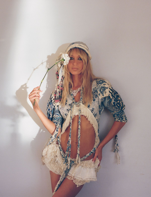 Bella Hadid Dazed Menas Anniversary Issue 2025/26 4