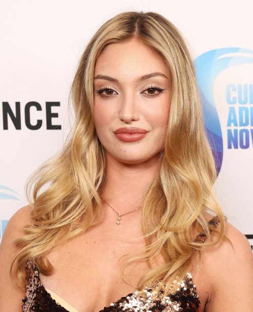 Bella Podaras Cure Addiction Now 2nd Annual Fundraiser Los Angeles, November 2025 1