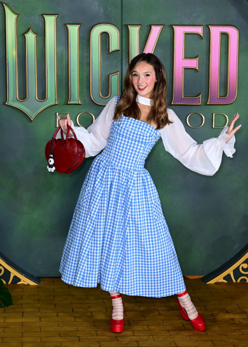 Bella Prichard Wicked For Good European Premiere London, November 2025 3