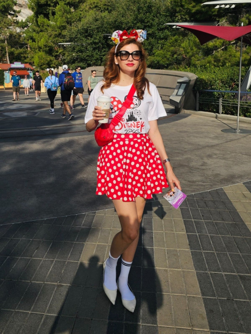 Blanca Blanco Disney California Adventure Anaheim, November 2025 1