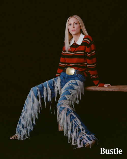 Brittany Snow Bustle Magazine, November 2025 7